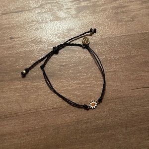 gold daisy pura vida bracelet